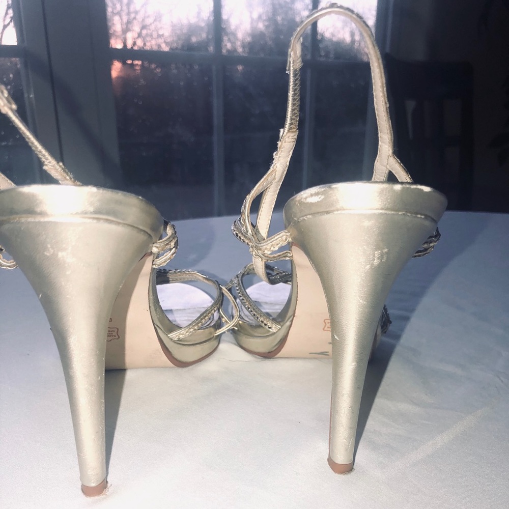 Heels - Picture 3 of 5